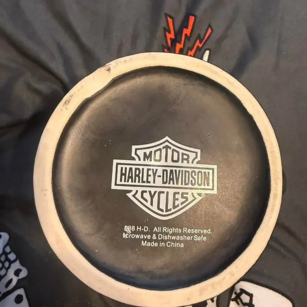 Harley-davidson Black Dinnerware